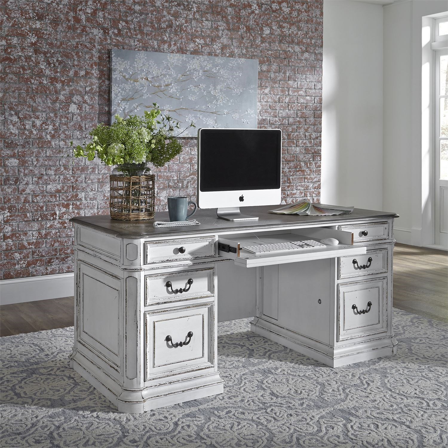Liberty Furniture Magnolia Manor Office 244HOJDSK Traditional